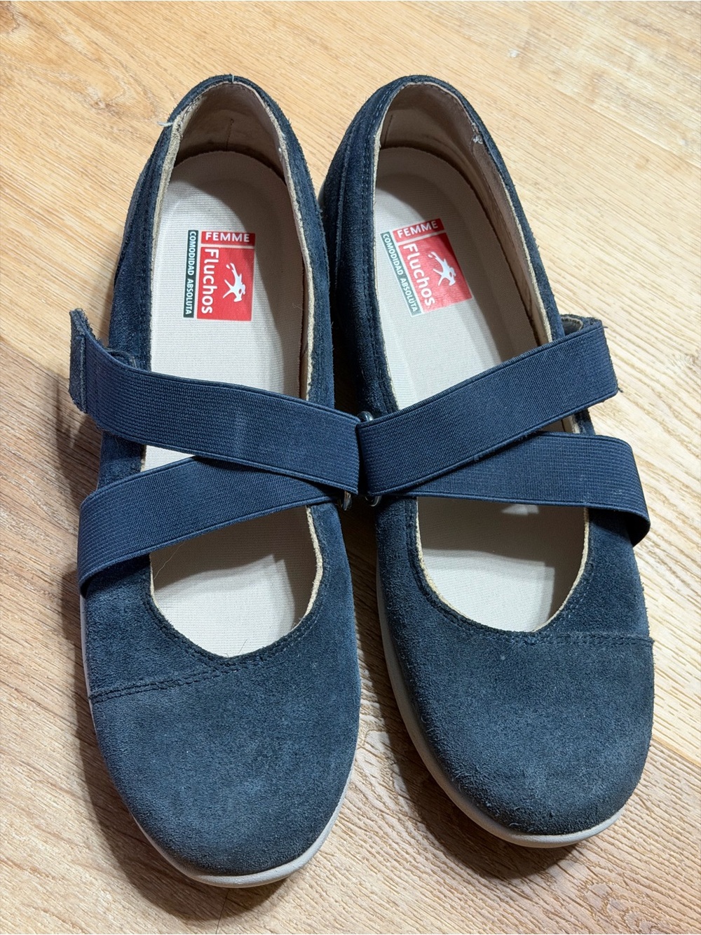 VIONIC Sz 7.5 Shelby Mary Jane Cross Strap w/ Hook & Loop Closure Navy Shoes
